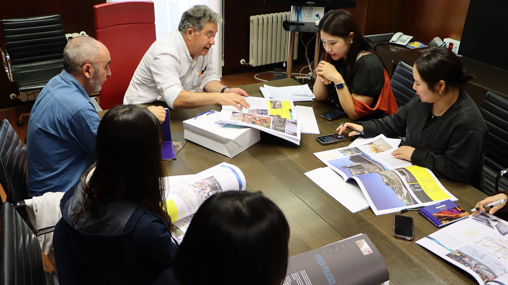 Reunión coa delegación coreana de Sencheon