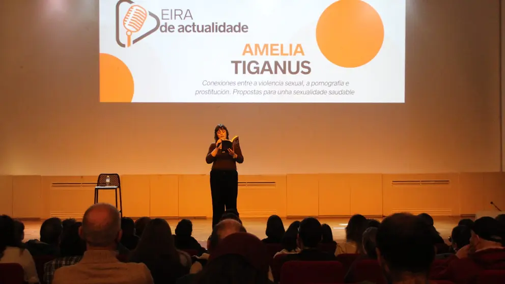 AMELIA TIGANUS NO MULTIÚSOS