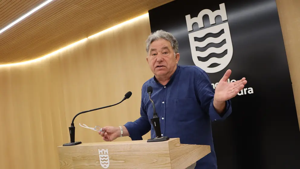 Miguel Fdez. Lores