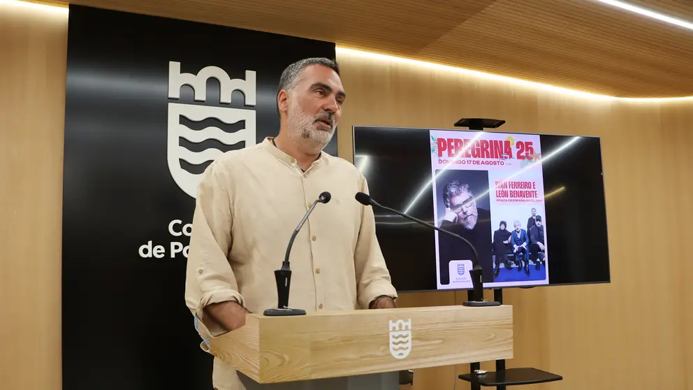 Demetrio G&oacute;mez na presentaci&oacute;n do concerto