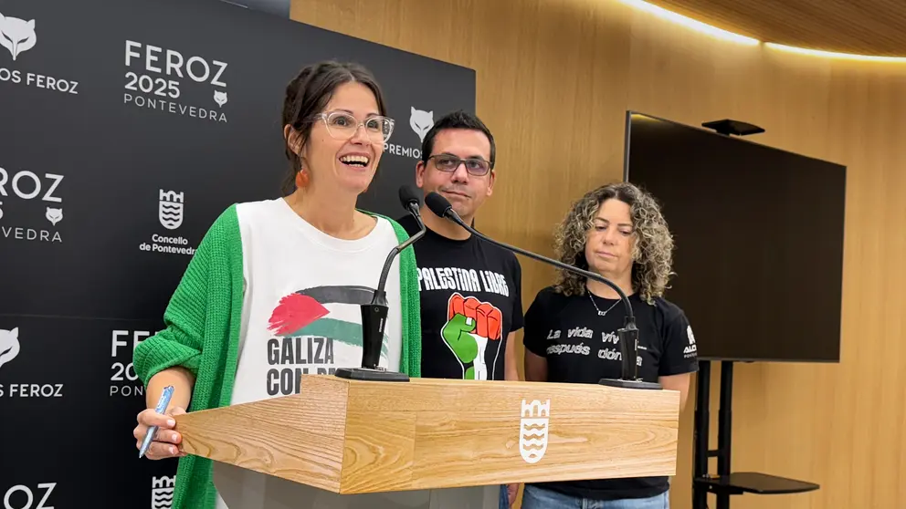 Anabel Gul&iacute;as na presentaci&oacute;n de Pontes&aacute;n