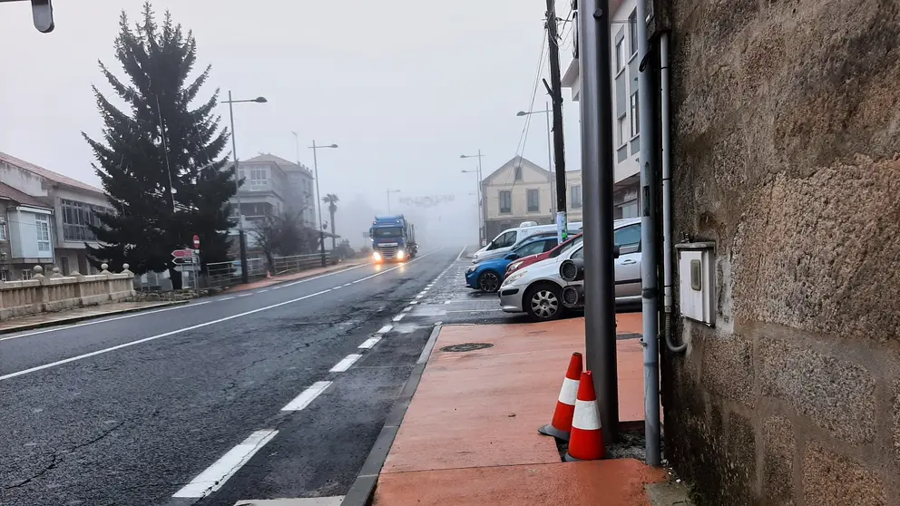 PASO DE PE&Oacute;NS PONTE VALGA