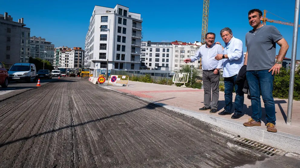 Visita asfaltado r&uacute;a 12 de novembro