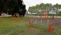 O Concello de Pontevedra inicia a instalación do parque de actividade física ao aire libre nas inmediacións da ponte dos Tirantes