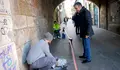 Continúan os traballos de mantemento dos espazos urbanos coa mellora do alumeado artístico na rúa Don Gonzalo