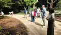 Escolares de toda a comarca enchen o Botánico de Caldas coas visitas guiadas organizadas polo Concello