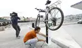 O Concello de Pontevedra instala dúas estacións públicas de reparación e inflado de bicicletas na Ponte do Burgo e no Gorgullón