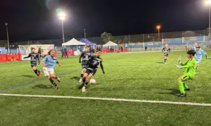Campo de f&uacute;tbol. Caldas