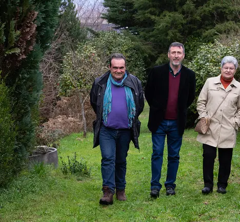 Roberto Rivas e Amelia Cancela xunto co alcalde de Barro, Xos&eacute; Manuel Fdez. Abraldes
