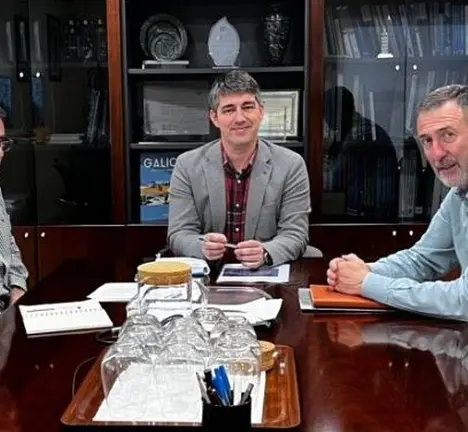 Abraldes reunido con Augas de Galiza