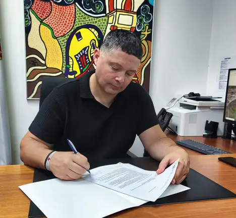 Manu Lourenzo no seu despacho 