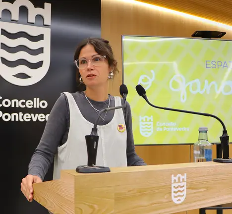 Anabel Gul&iacute;as presentando o Ganap&aacute;n
