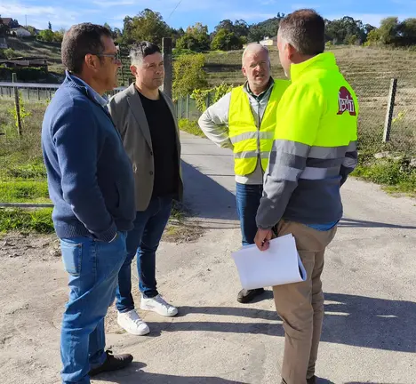Manu Lourenzo e Pablo Garrido visitando a zona de Cand&aacute;n