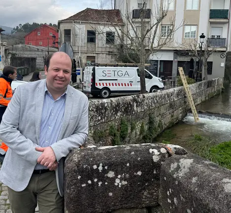 Manuel Fari&ntilde;a na ponte romana