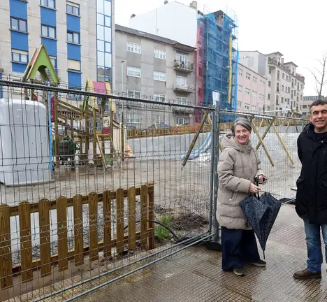 Obras parque infantil Praza das Regas