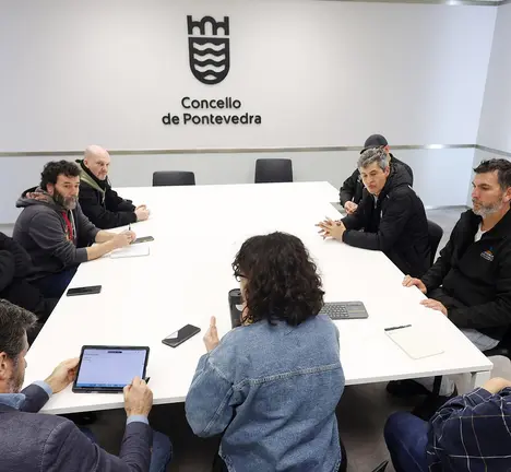 Reuni&oacute;n clubes deportivos Monte Porreiro por campo de f&uacute;tbol e rugby