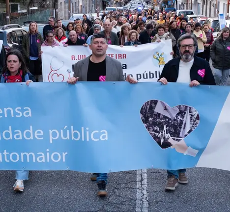 Manifestaci&oacute;n en defensa da sanidade en Soutomaior