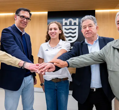 Presentaci&oacute;n da copa do mundo de nataci&oacute;n art&iacute;stica